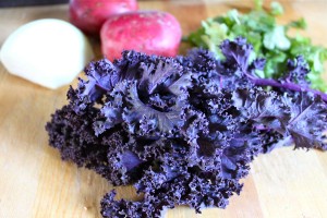 JARMUŻ FIOLETOWY ŚWIEŻY BIO 250G